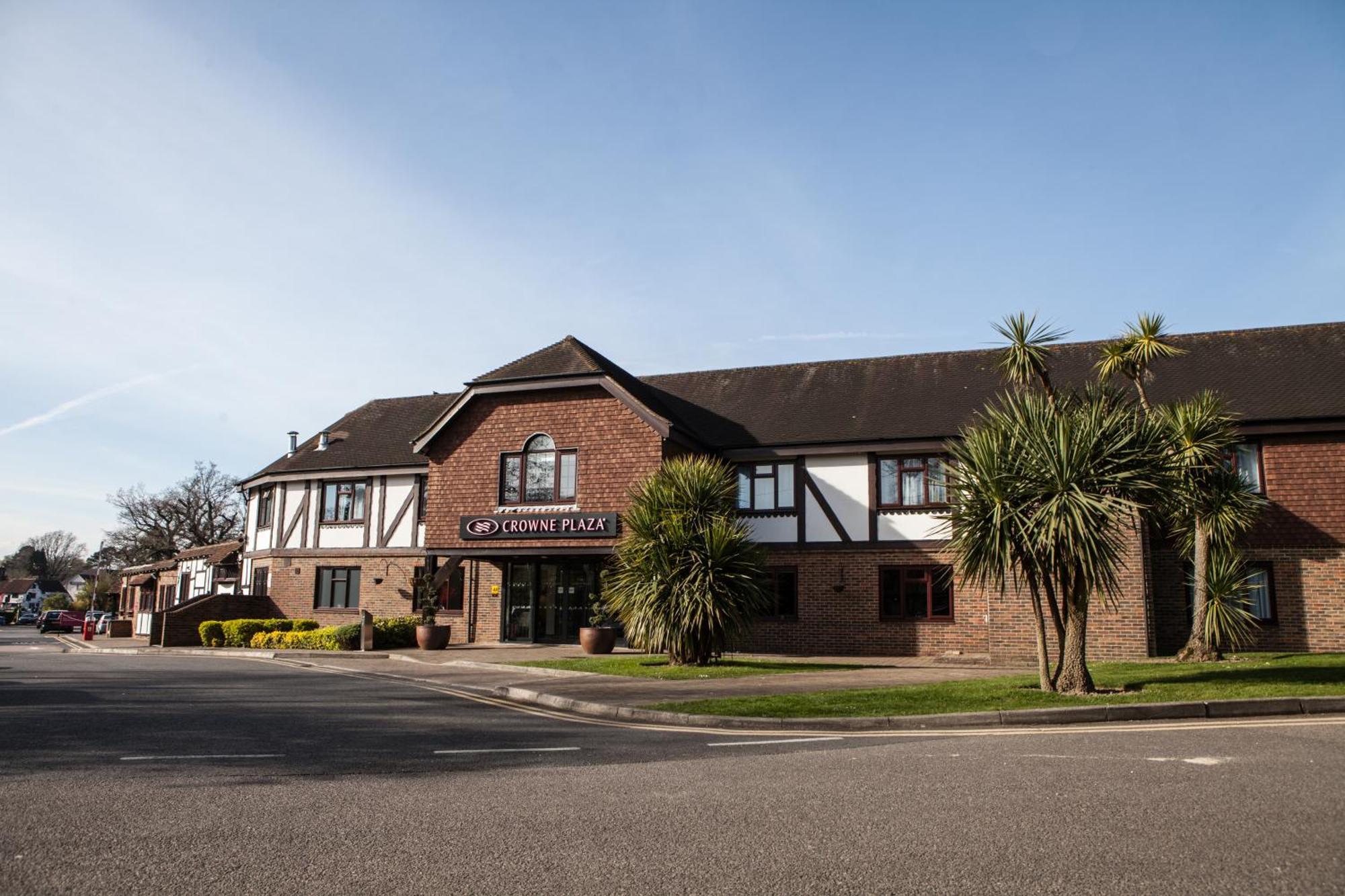 Crowne Plaza Felbridge - Gatwick, An Ihg Hotel East Grinstead Exteriör bild